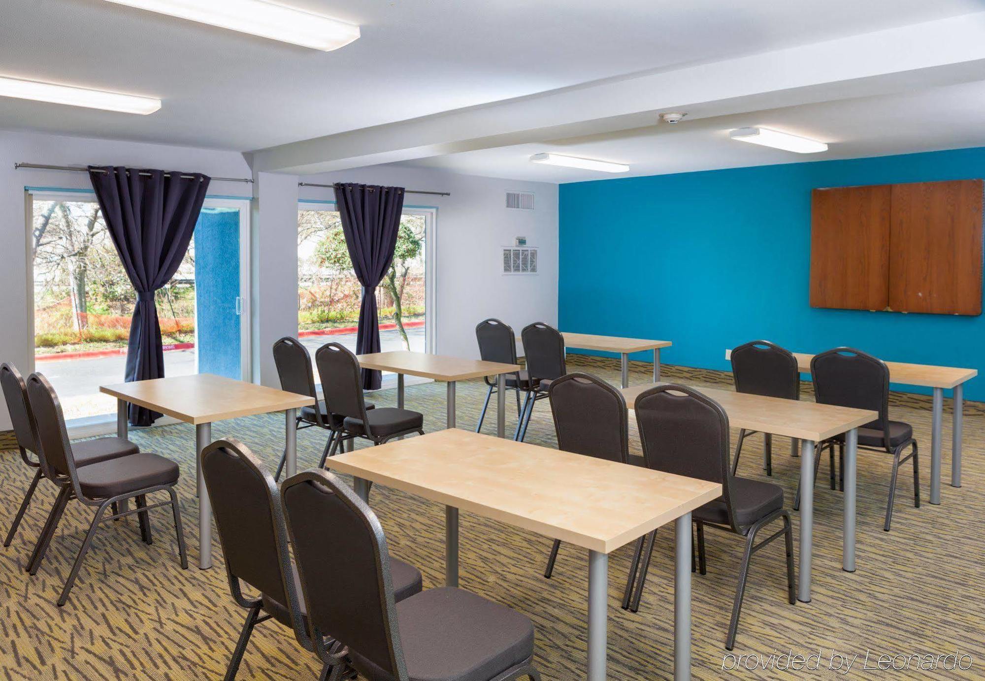 Aae Austin'S Travelodge 外观 照片